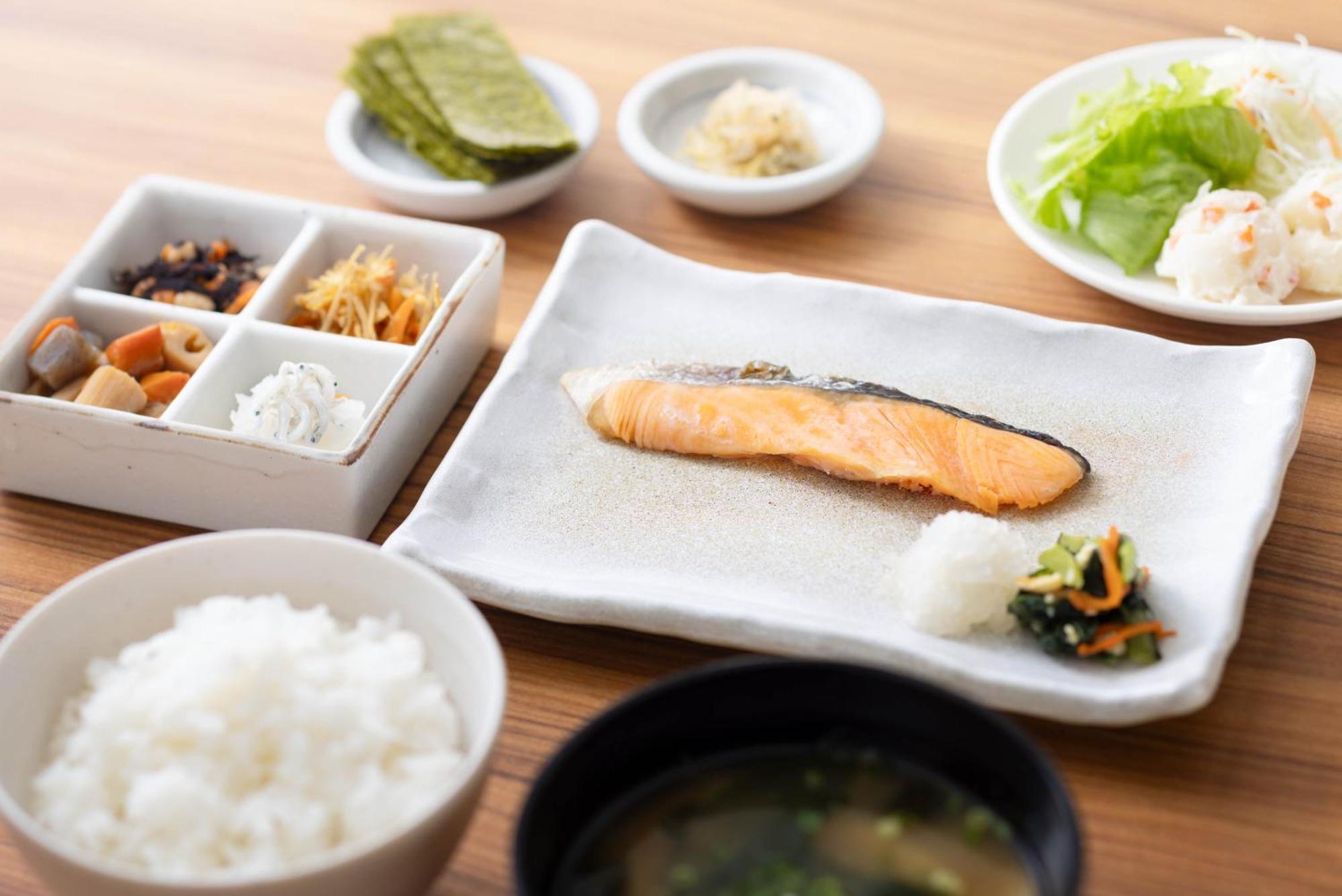 Four Points Flex By Sheraton Shin Osaka Buitenkant foto